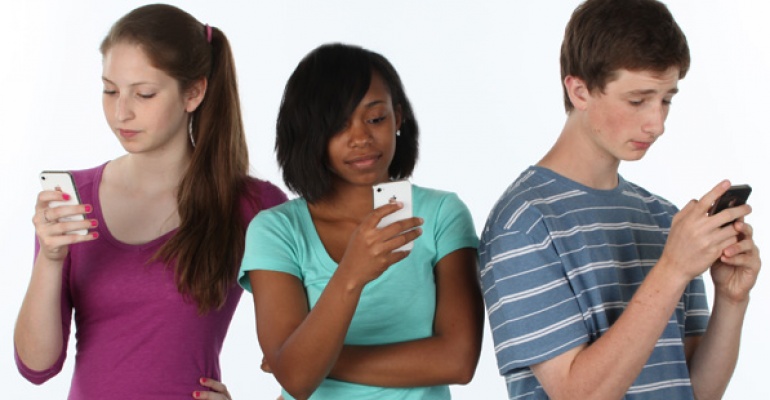 Koniec Facebooka i Snapchata dla osób poniżej 16 roku życia!