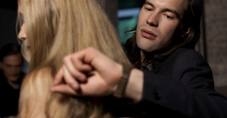 Apka ratująca z nieudanej randki - Tickle.