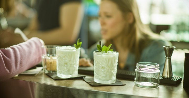 Otwarcie ogródka w Zamieszaniu! Wygraj voucher na koktajle!