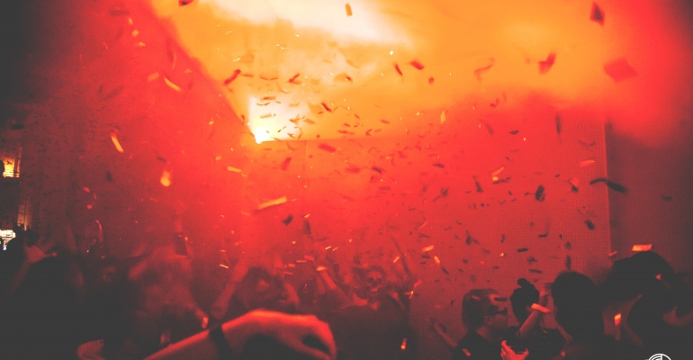 „HALLOWEEN W NIEBIE” reż. Alfred Hitchcock