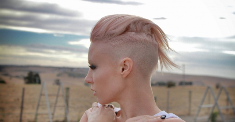 Emma Hewitt w Hulakula