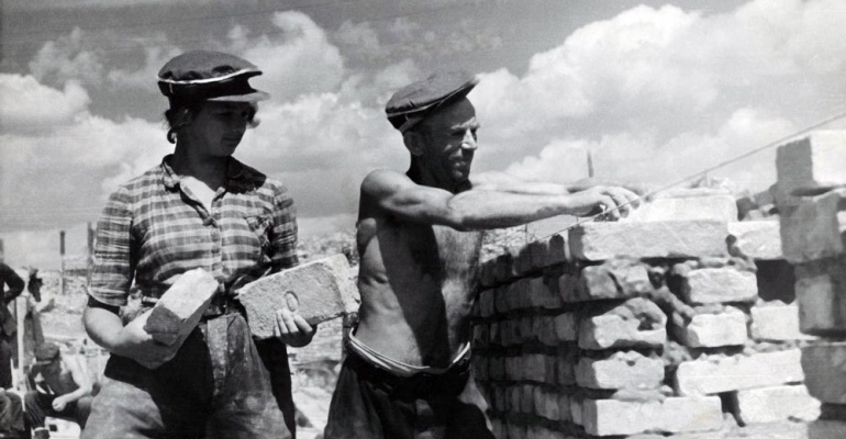 Premiera Książki „Spór o Odbudowę Warszawy”