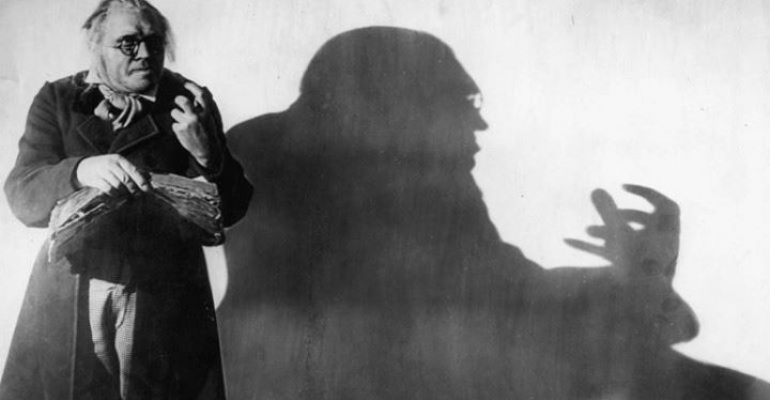 Od Caligariego Do Hitlera – Narodziny Zła