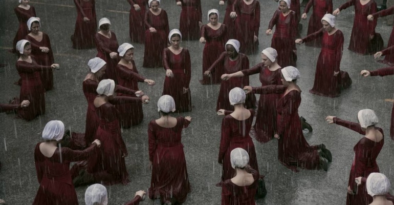 5 seriali ze sztuką w tle