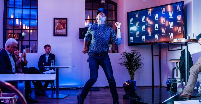 Ikona spotkań w nowej butelce