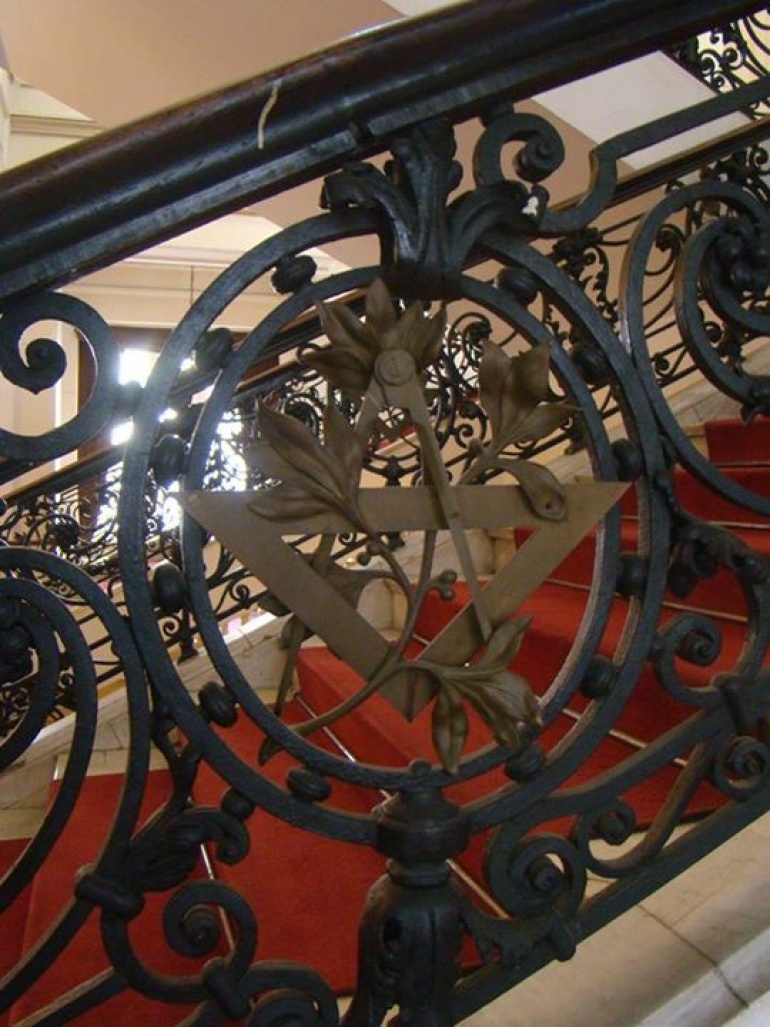 Spacer śladami warszawskiej masonerii