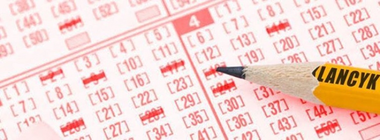 Klancyk gra Komorę maszyny losującej