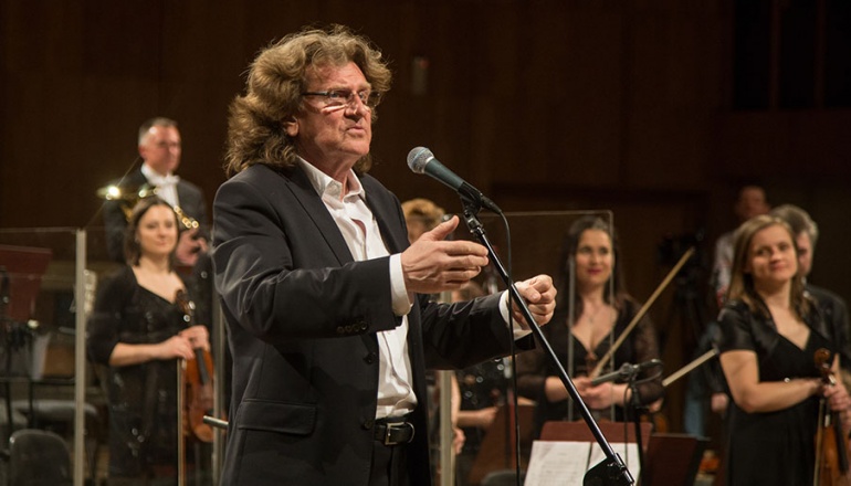 ZBIGNIEW WODECKI WITH MITCH & MITCH ORCHESTRA AND CHOIR (AMFITEATR W PARKU SOWIŃSKIEGO)