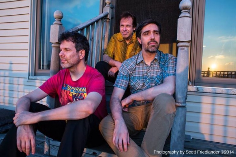 Koncert "Hypercolor (Eyal Maoz / Lukas Ligeti / James Ilgenfritz)" [US], Wtorek, 15 marzec 2016, g. 20:30 - 35 PLN