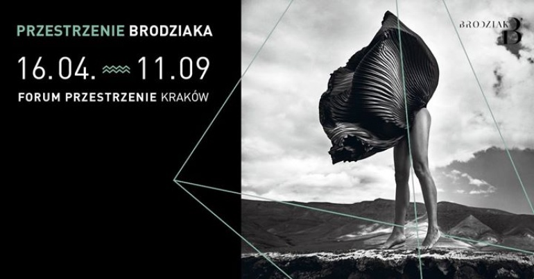 Otwarcie wystawy fotografii Szymona Brodziaka i pawilonu letniego Forum Przestrzenie