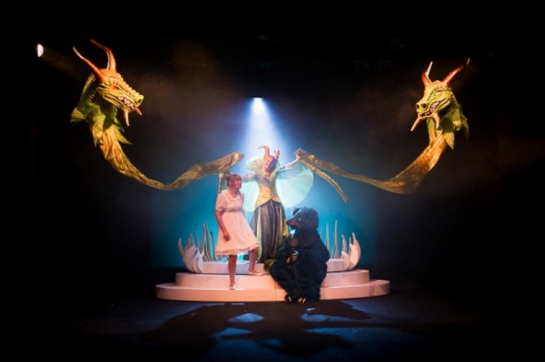 "Królewna Logorea i niedźwiedź" w Teatrze Guliwer