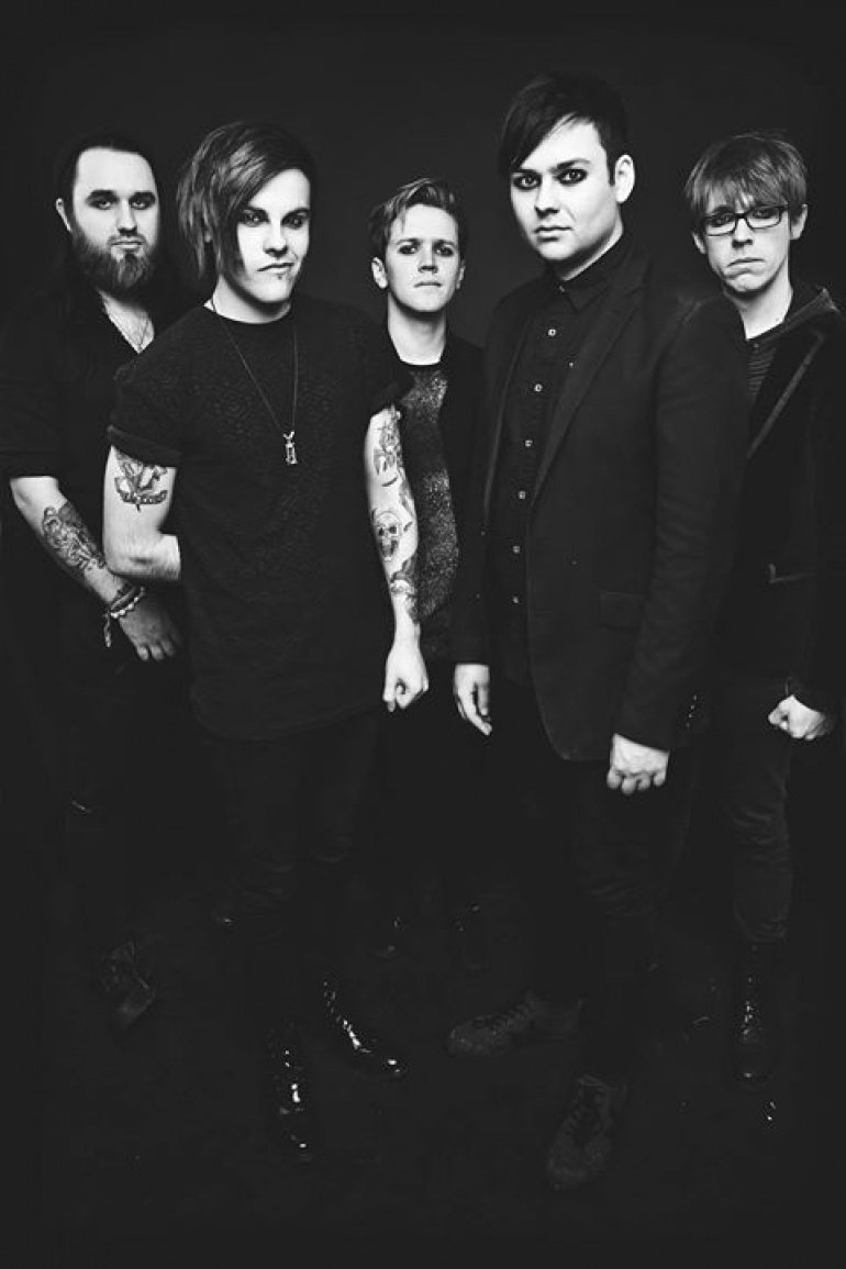 FEARLESS VAMPIRE KILLERS