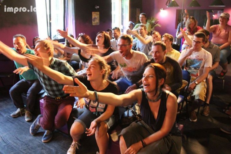 Pokaz warsztatowy grupy "Krótkoterminowe znajomości" (Alfabet Improwizacji P2) + DŻEM