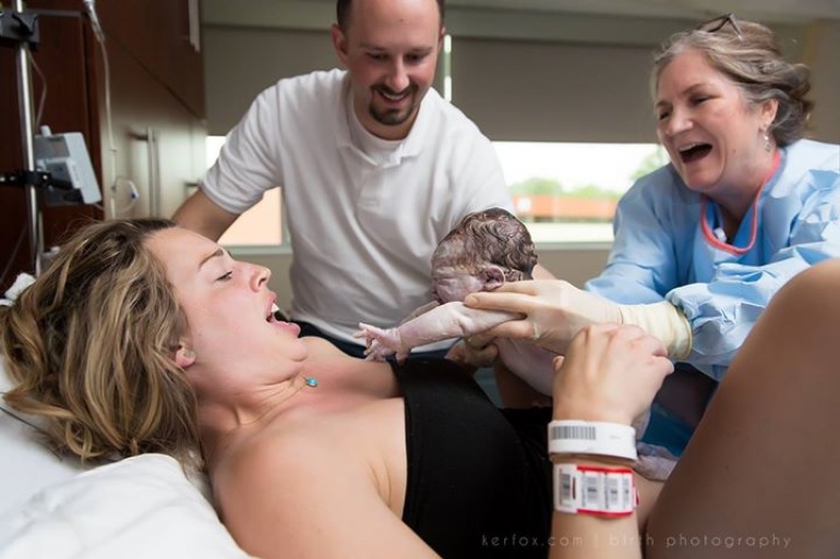 Warszawa Centrum, Siła pierwszych godzin, Pozytywnie o Porodzie