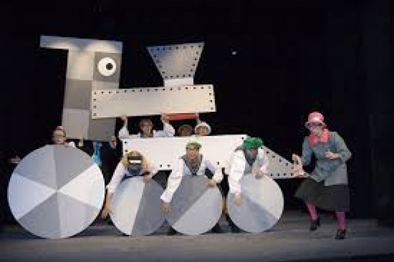 "Stoi na stacji lokomotywa" w Teatrze Guliwer