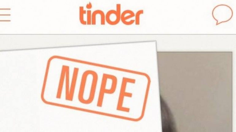 Tinder impro party