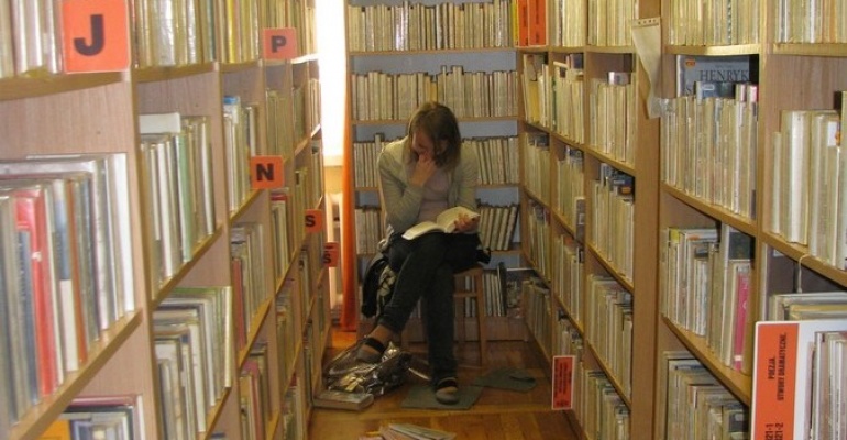 Wypożyczalnia dla Dorosłych i Młodzieży nr 10