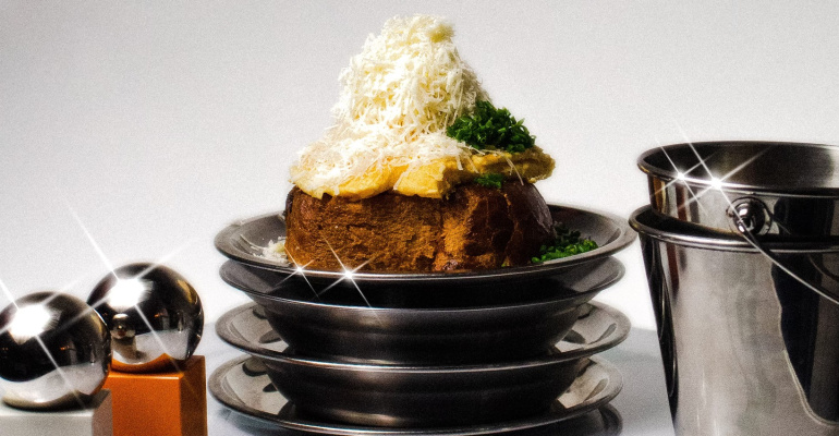 Dw&oacute;jka Kielich&oacute;w