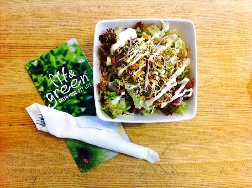 Fit and Green, fit food, sałatki, warszawa, jedzenie zdrowe, naturalne jedzenie