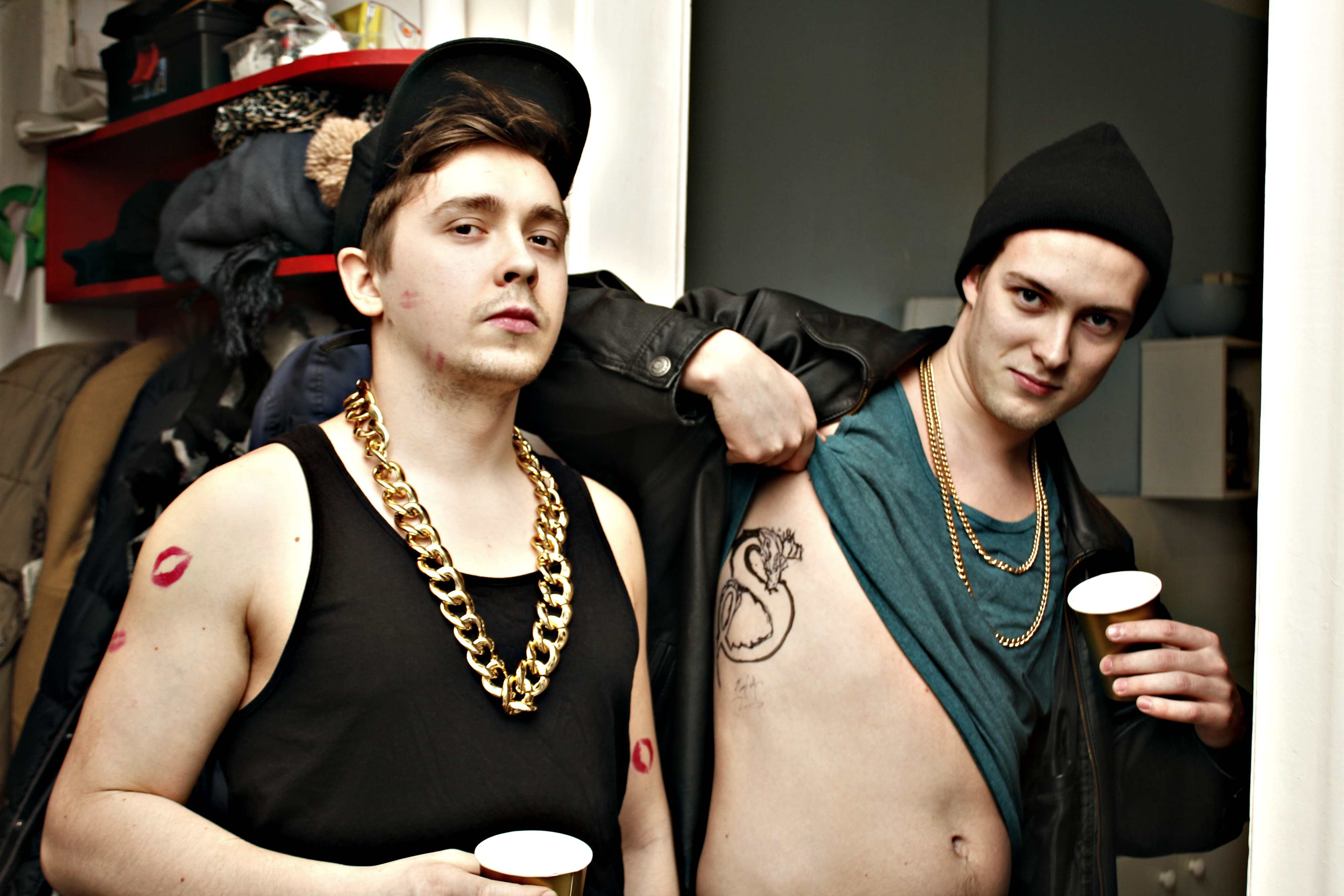 hajs, partybox, gadżety imprezowe, domówka, wygraj gadżety, mnm