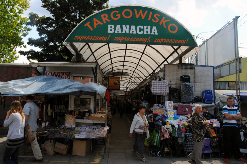 hale banacha, warszawa, bazary, jedzenie, świeże warzywa