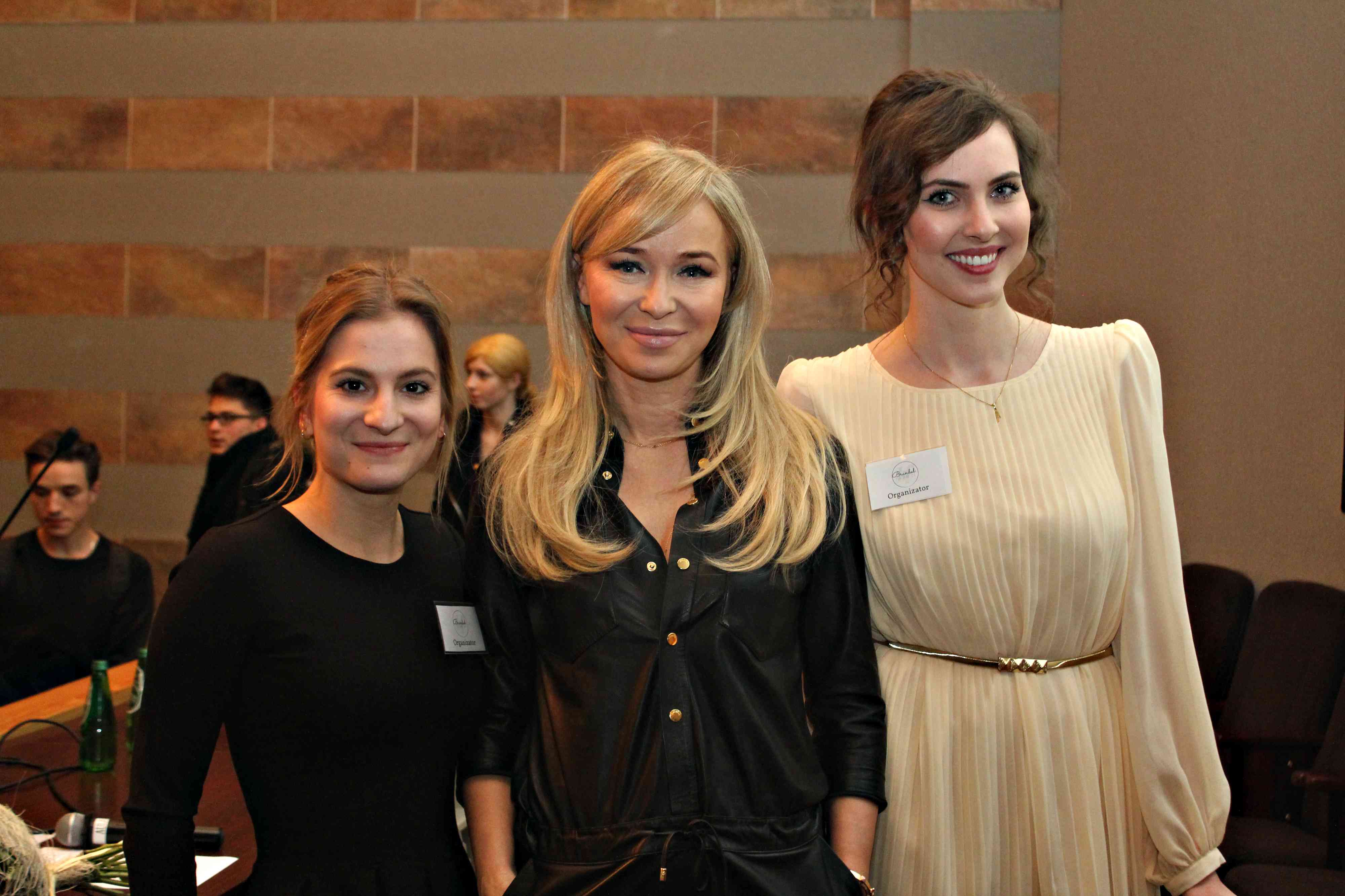 macademian girl, Przetakiewicz, La Mania, BeGlossy, legal cakes, MNM, branded:fashion